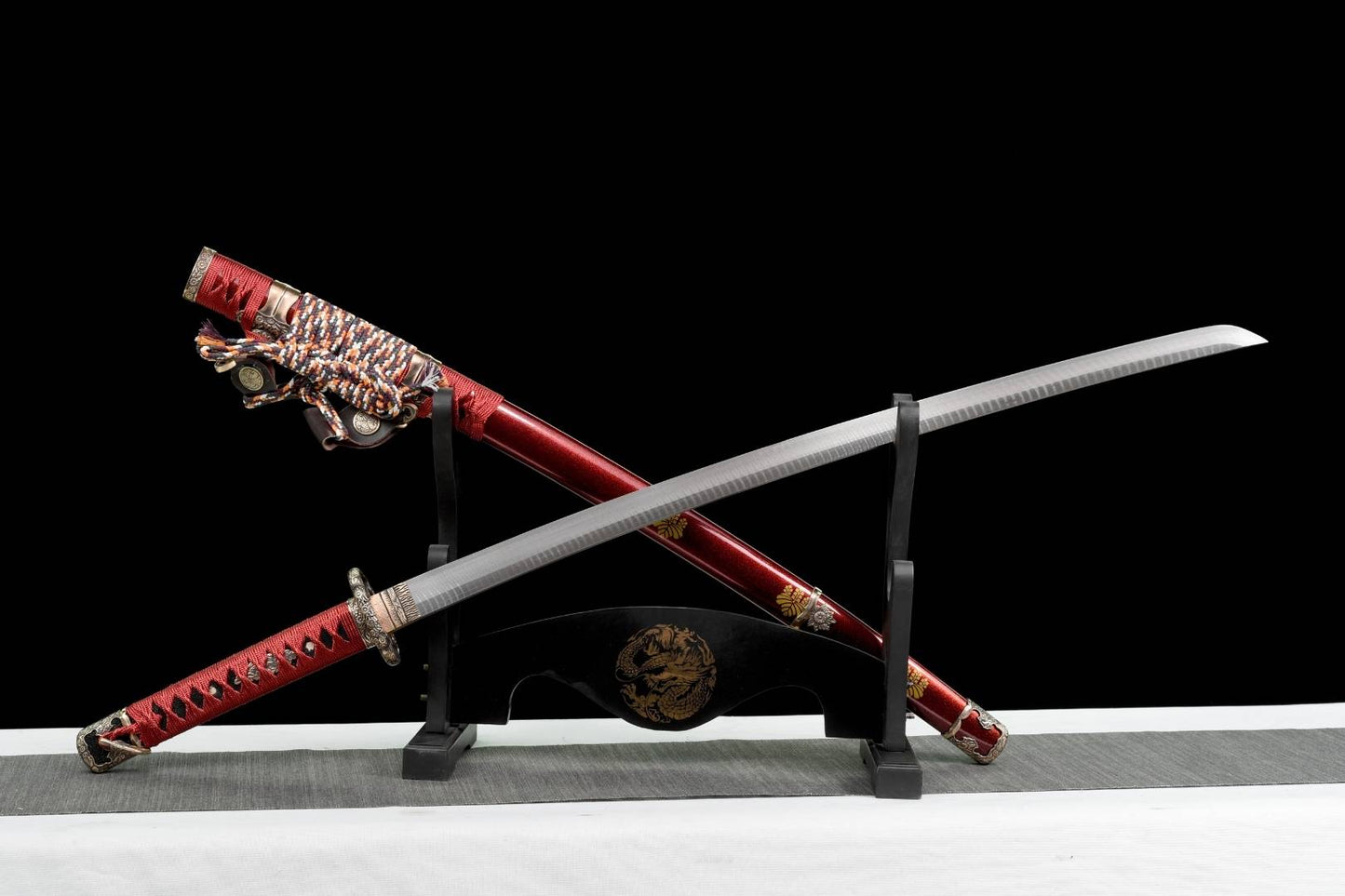 Kurenai no Yūrei Katana