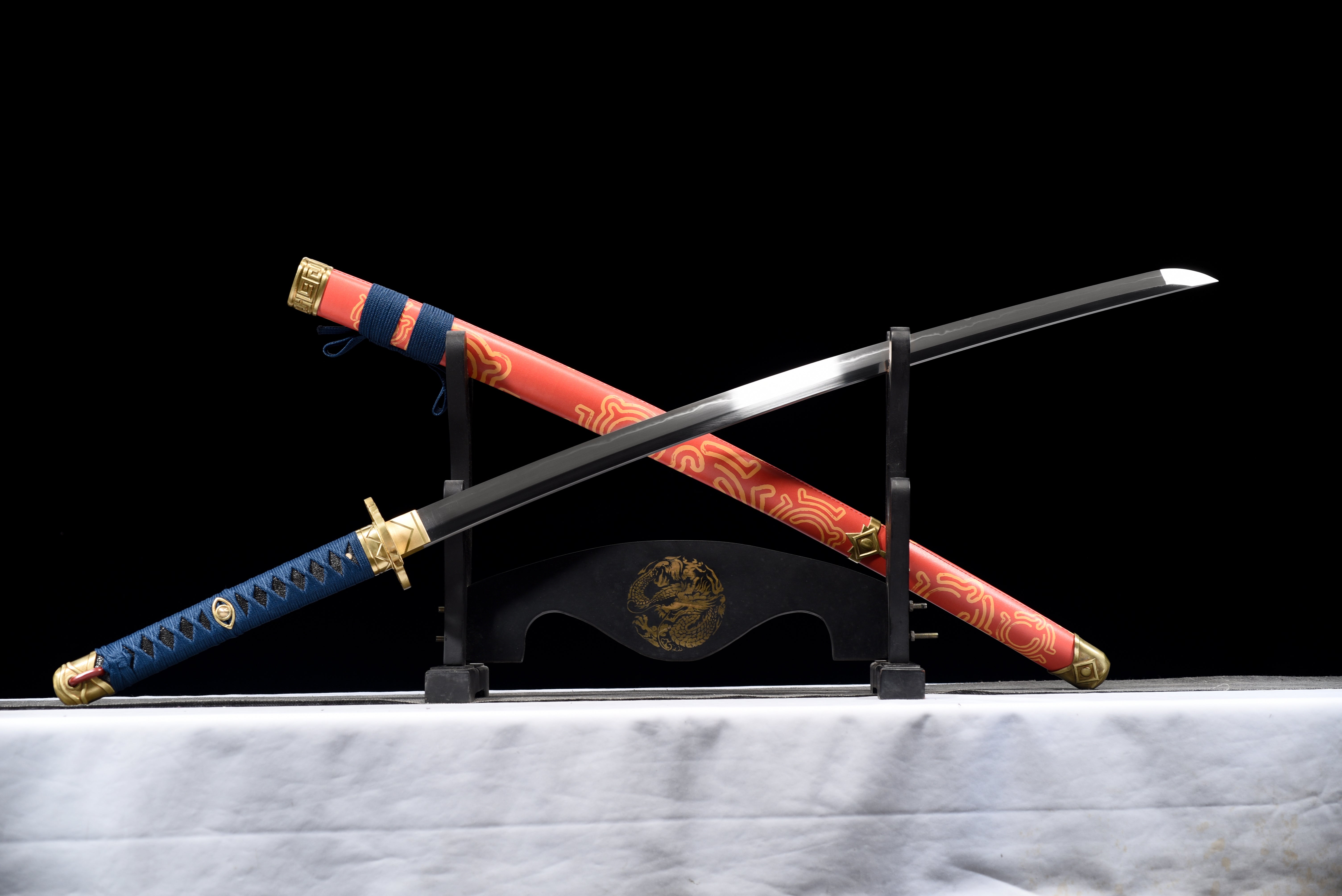 Eightfold Longblade Katana (Sheikah Edition) – Japanese Katana Store