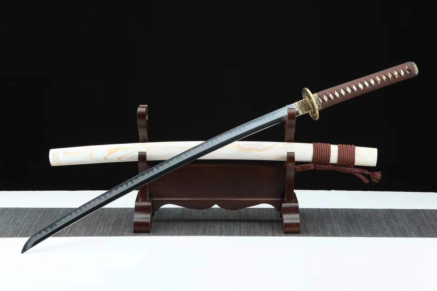 Shirotatsu Katana