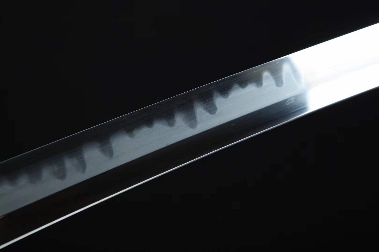 Shirotatsu Katana